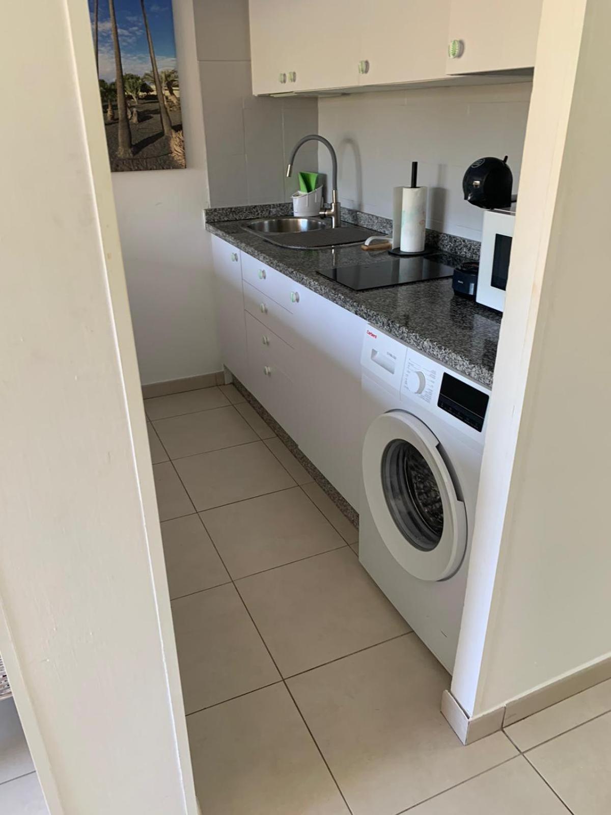 Atlantic Garden Andrew Apartments Pool Air Conditioning كوراليهو المظهر الخارجي الصورة