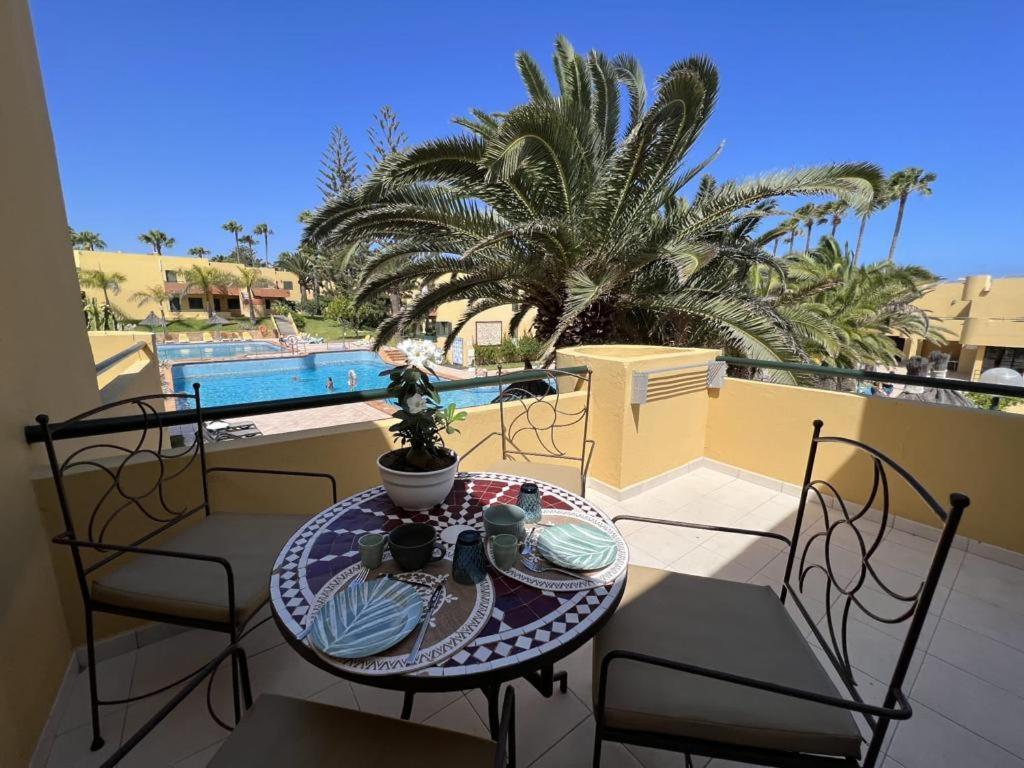 Atlantic Garden Andrew Apartments Pool Air Conditioning كوراليهو المظهر الخارجي الصورة